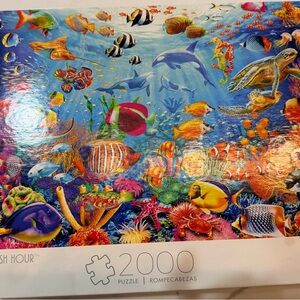 Buffalo Reef Rush Hour Ocean Fish Puzzle - 2000 Pieces Brand New